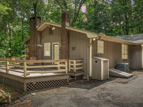 444 Little Brook Road, Lebanon Twp., NJ 08826