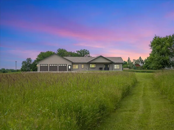 14477 Chestnut Rd, Milaca, MN 56353