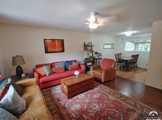 901 W 29th St, Lawrence, KS 66046