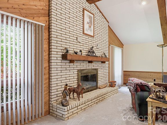 17th image of 855 Edmiston Rd