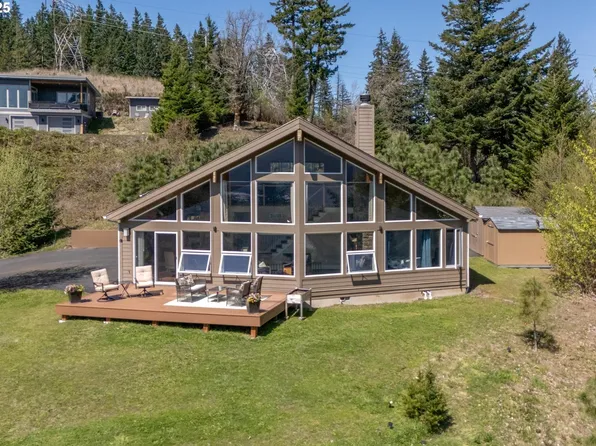32 Frances Ln, Carson, WA 98610