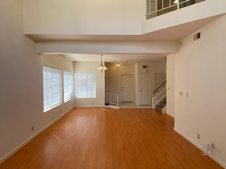 5315 Shattuck Ave — Photo 7