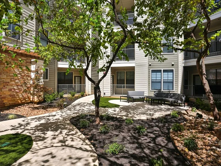 820 Benge Dr #ID1594774P — Photo 12