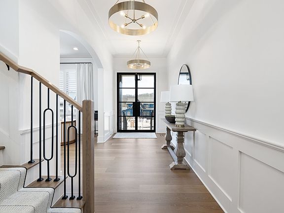 3rd image of 9900 Elland Rd