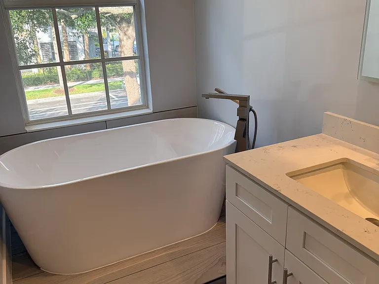 225 Murray Ct — Photo 9