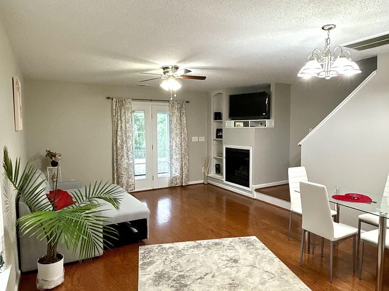 5630 Osprey Cove Dr — Photo 3