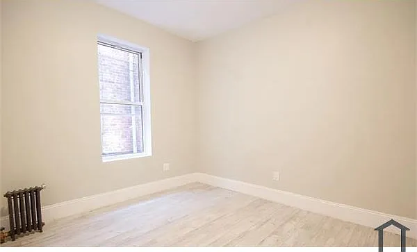 110 Rockaway Pkwy #1