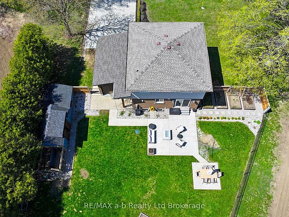5th image of 144718 Potters Rd