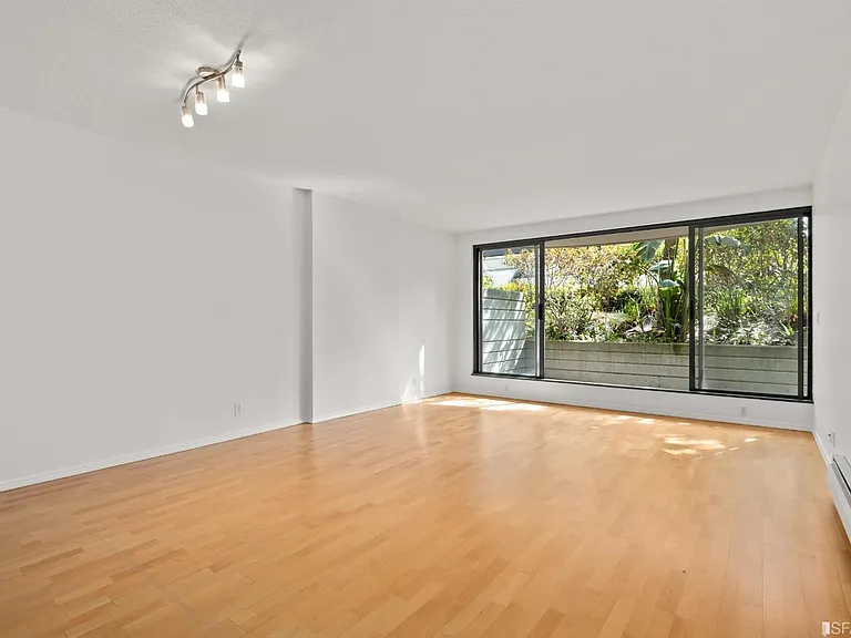 300 3rd St #315 — Photo 3