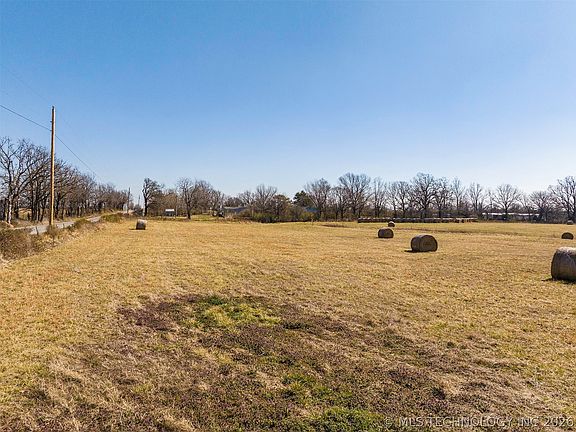 2nd image of 17583 E 390th Rd