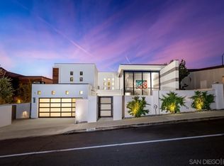 5740 Dolphin Pl, La Jolla, CA 92037