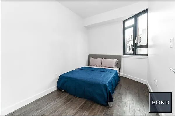 Rented by Bond New York | media 10