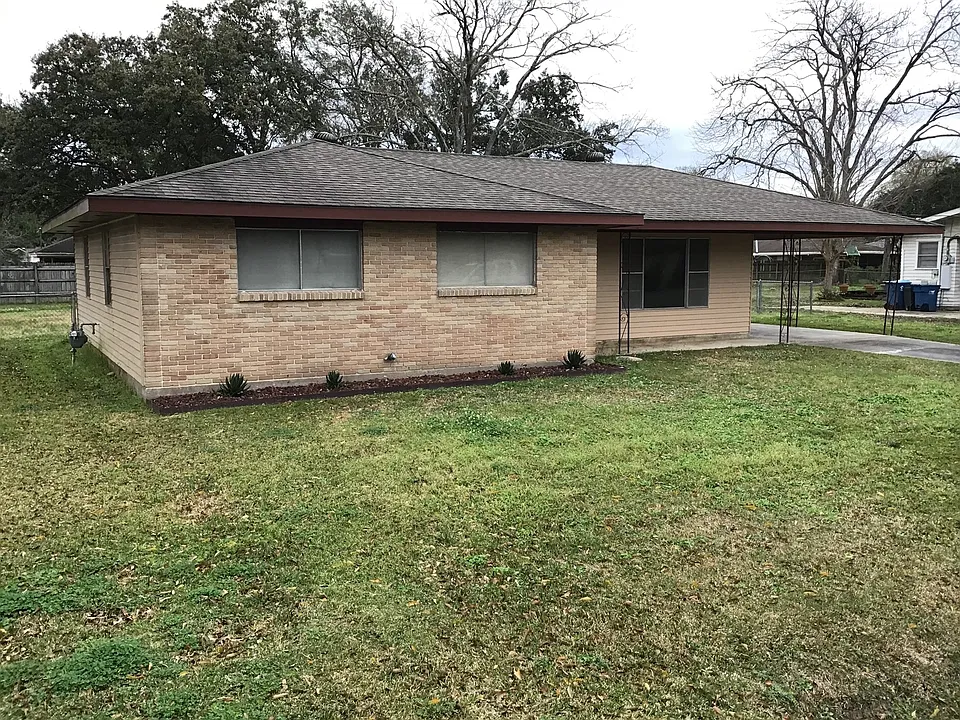717 Alice Dr