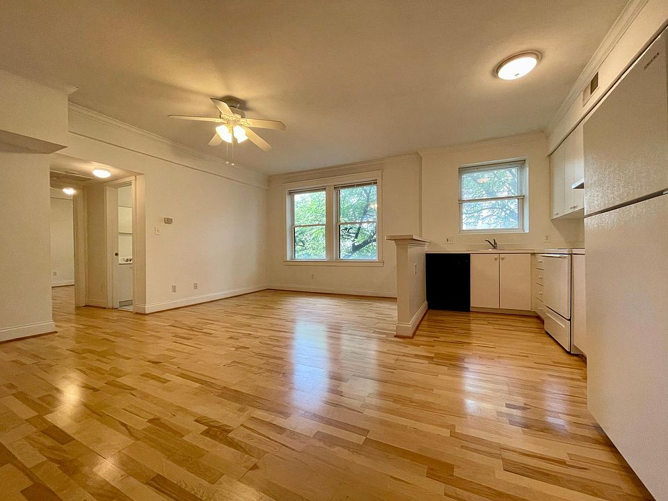 1st image of 4364 Lindell Blvd #61