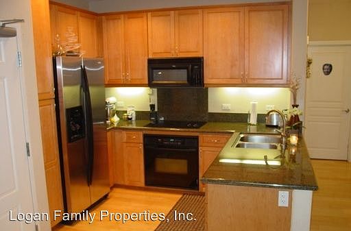 3rd image of 3877 Pell Pl Unit 201