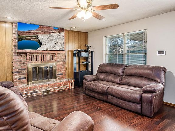 3rd image of 6416 S Harvey Pl