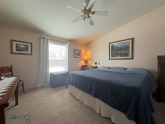 5th image of 226 Green Belt Dr