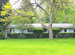 23609 Lake Rd, Bay Village, OH 44140