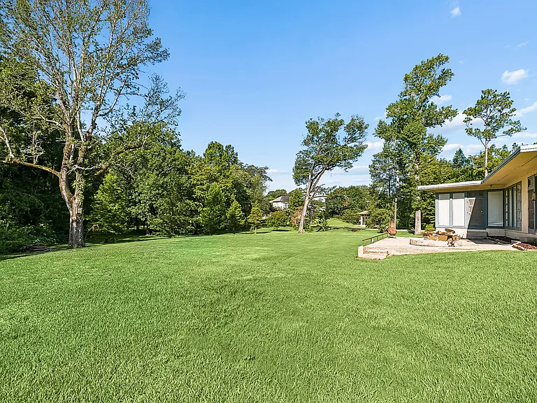 1322 Knollwood Dr — Photo 20
