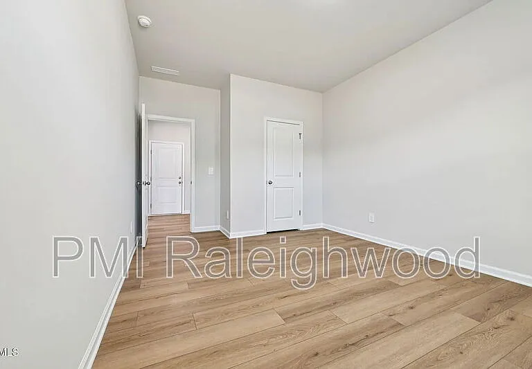 528 Bridger Dr — Photo 15