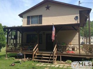 64 Amasa Ave, Triadelphia, WV 26059