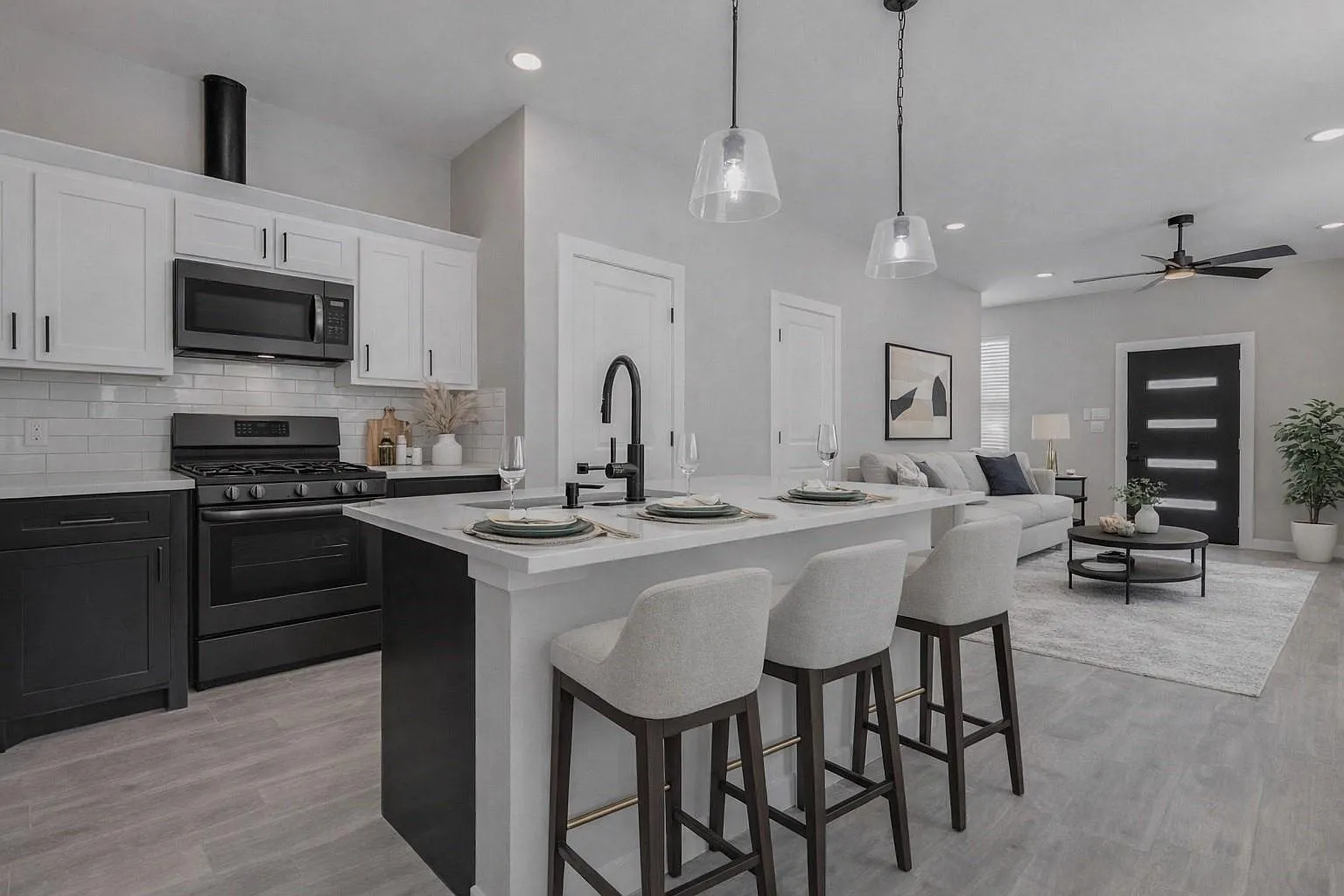 3 bed, 2.0 bath, 2976 sqft, $2,100 — Photo 3