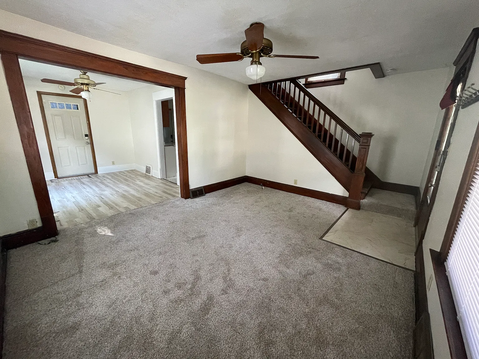 2 bed, 756 sqft, $1,350 — Photo 2