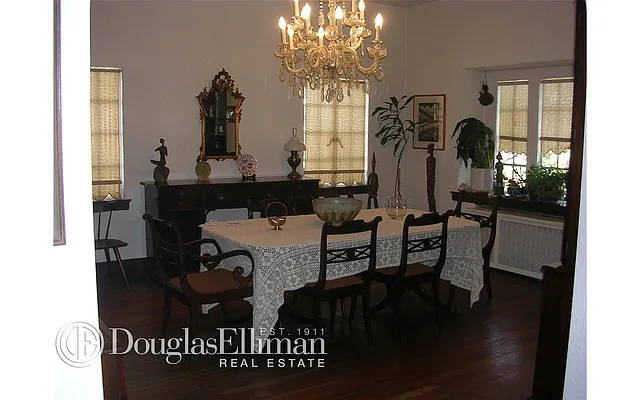 Sold by Douglas Elliman | media 19