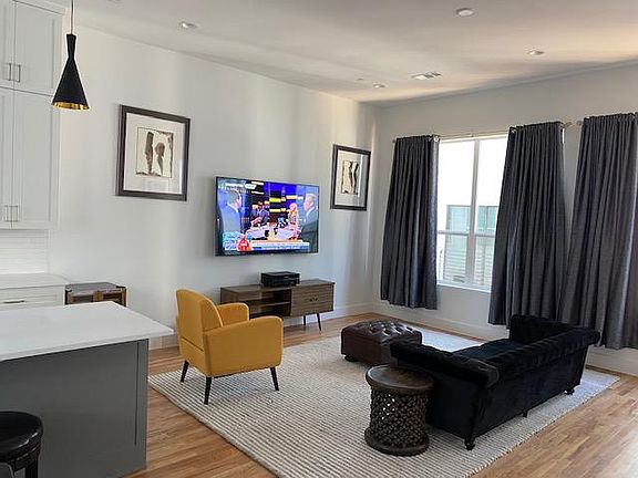 3rd image of 2226 N Garrett Ave APT 104