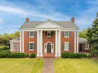 598 S Crest Rd, Chattanooga, TN 37404