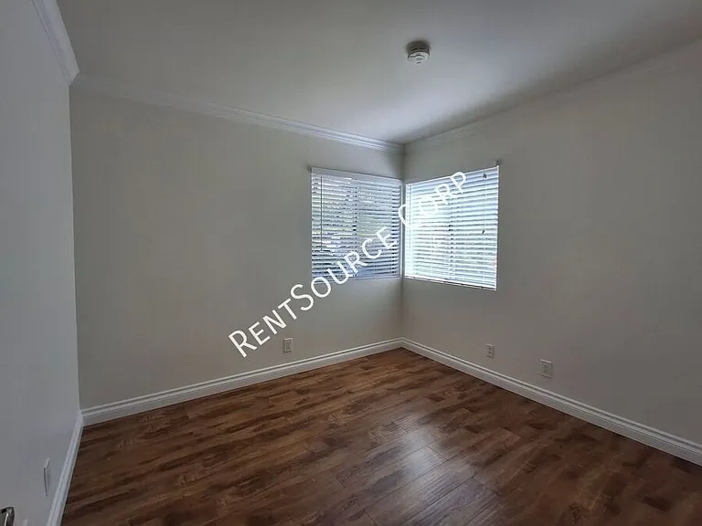26901 Rainbow Glen Dr #643 — Photo 15