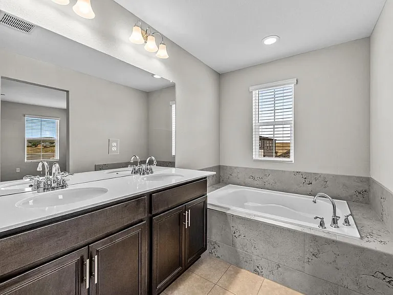 9756 Mount Kataka Point — Photo 25