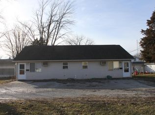314 W Cleveland Ave, Chrisman, IL 61924