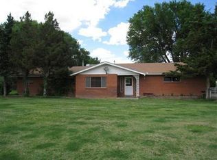 2041 Lakeview Rd SW, Albuquerque, NM 87105
