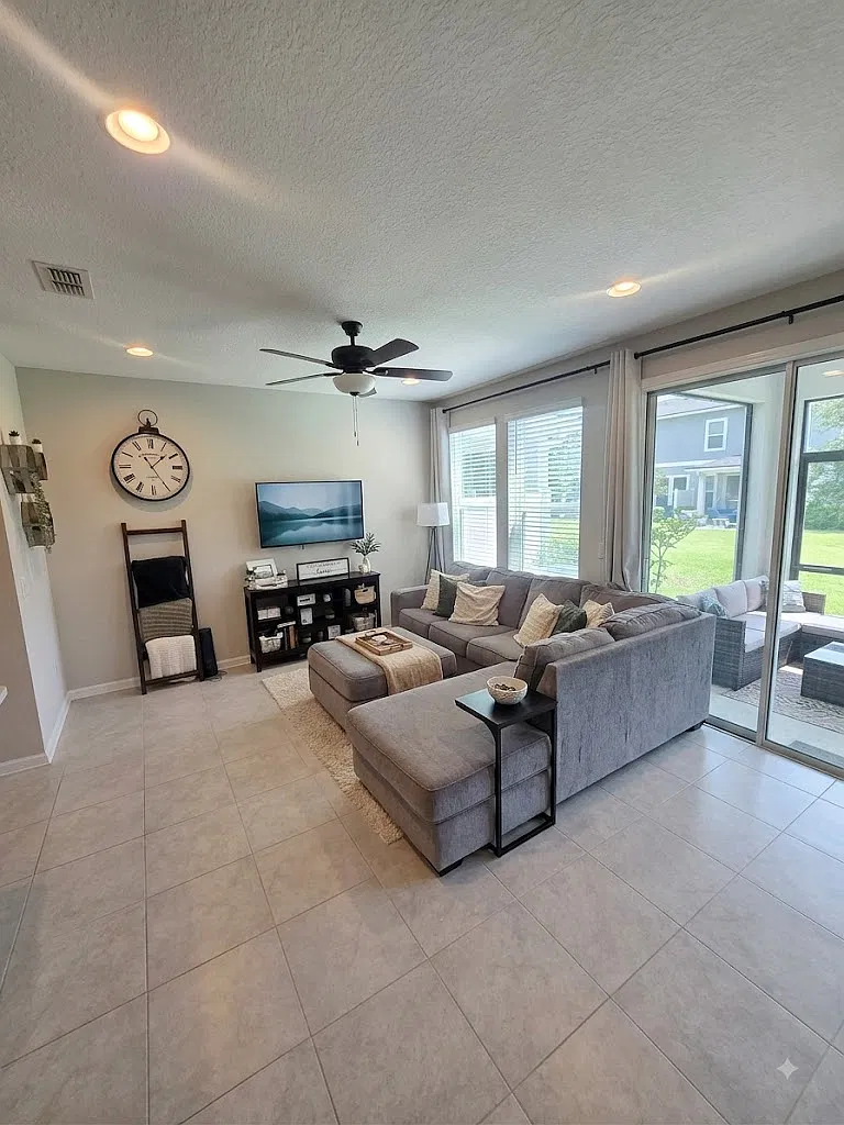 493 Pine Bluff Dr — Photo 3