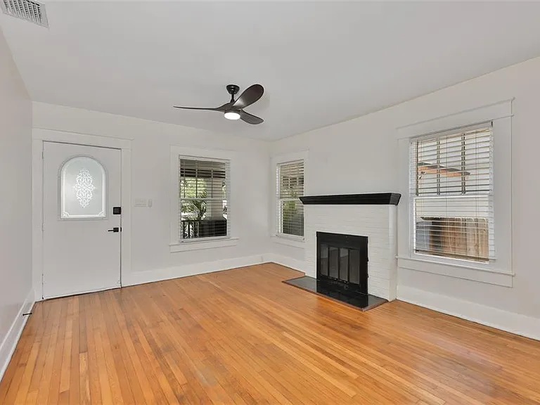 902 W Columbus Dr — Photo 9