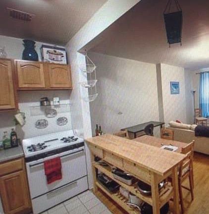 4th image of 684 Degraw St APT 2