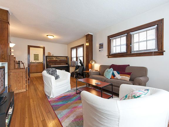 2nd image of 2408 Plymouth Ave N APT 1