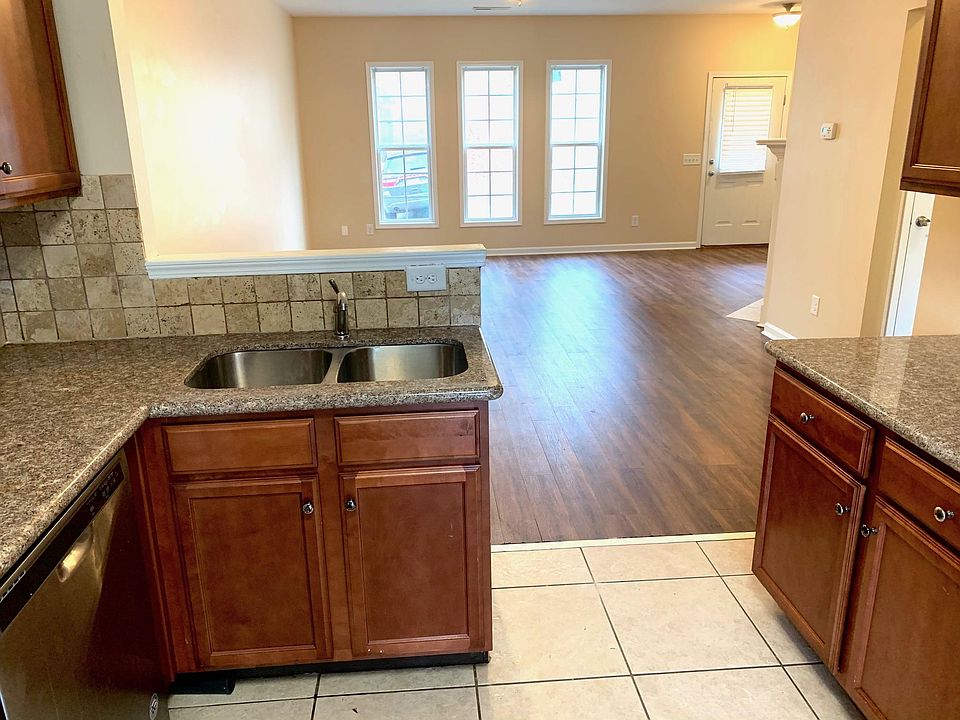 2nd image of 179 Riverstone Commons Cir