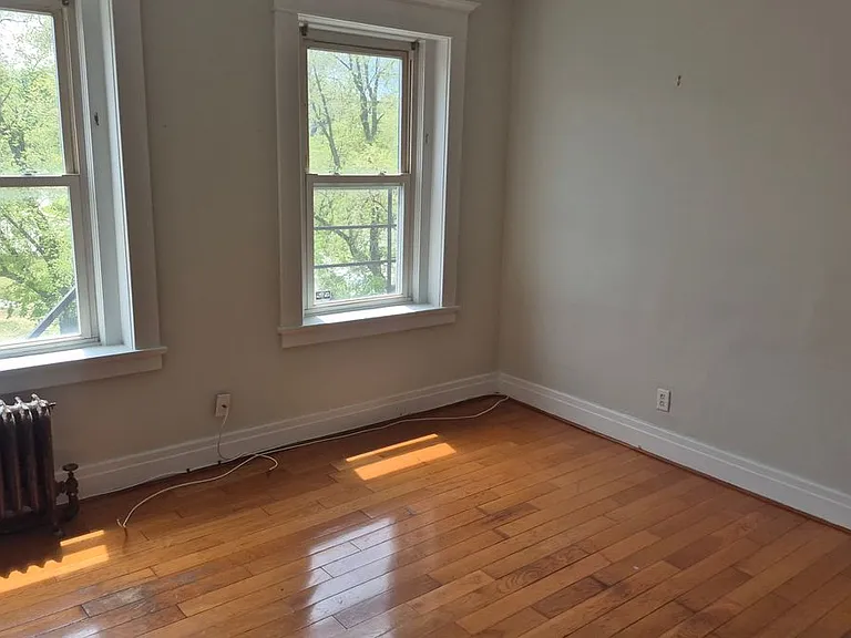 1363 Delaware Ave #3 — Photo 2