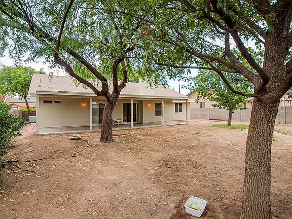 4th image of 9890 E Paseo