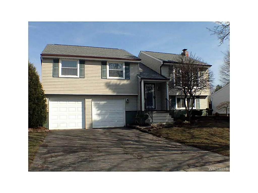 1307 Vanderbilt Ave photo 1