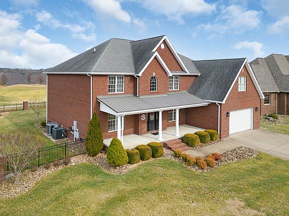 3rd image of 1265 Crestwood Dr