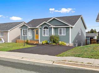 86 Hollyberry Drive, Paradise, NL A1L0C1