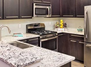 6450 Riverside Station Blvd, Secaucus, NJ 07094