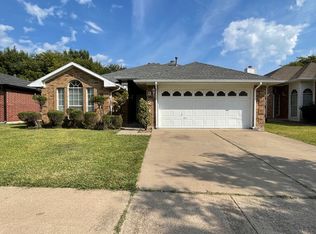 321 Faircrest Dr, Arlington, TX 76018