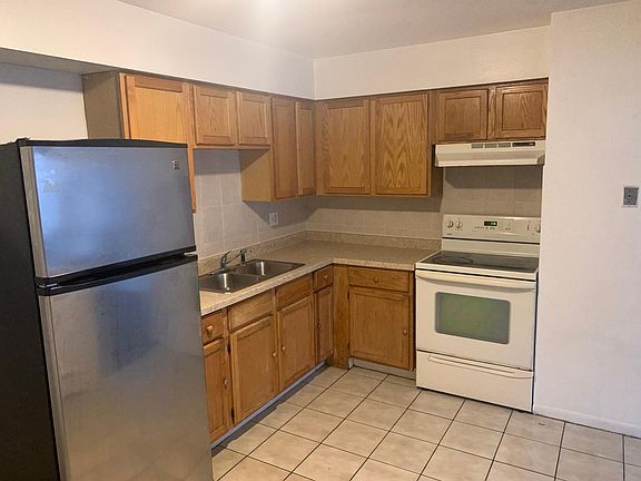 4th image of 2036 N 18th Ave APT 7