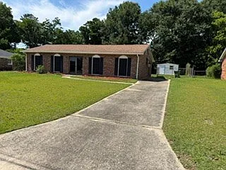 3631 Montrose Dr — Photo 3