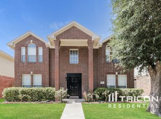 1545 Summers Dr, Cedar Hill, TX 75104