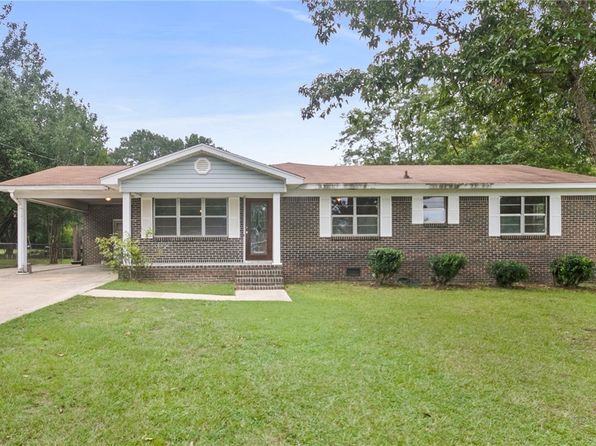 32 Booth Ests, Northport, AL 35473